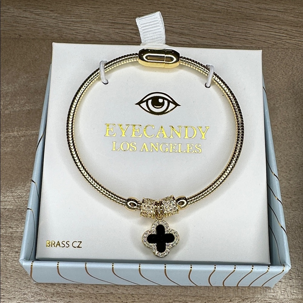 Eye Candy Los Angeles Gold Bracelet with Black Clover Charm